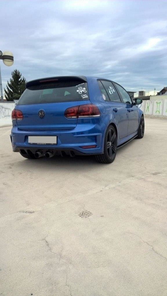 Takapuskuri VW Golf VI (R400 LOVE)