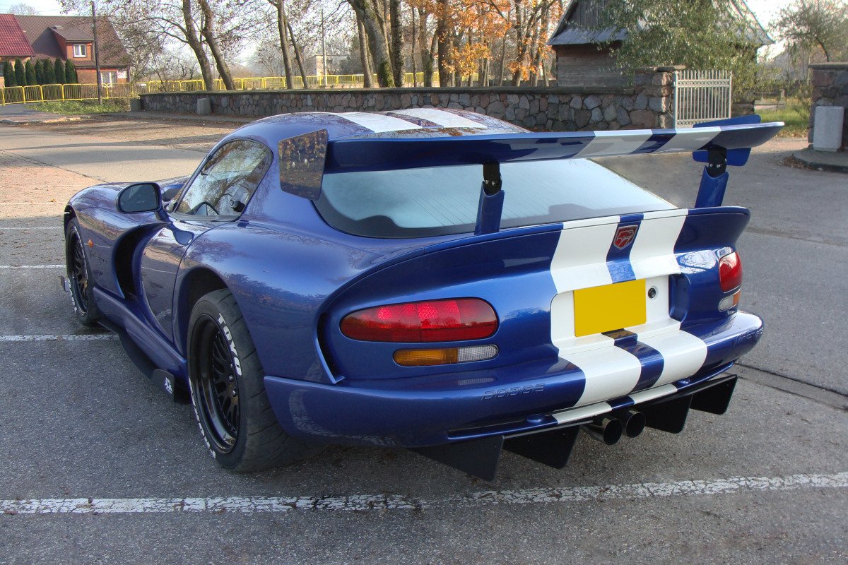 Bagerste diffusor Dodge Viper GTS