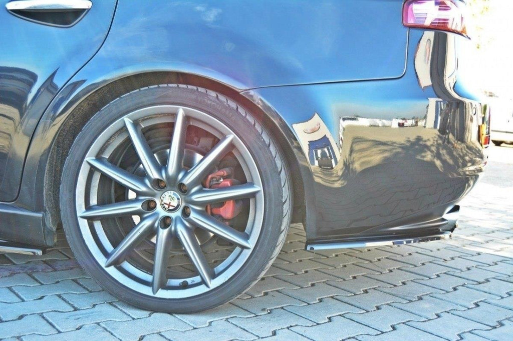 Rear side splitters alpha romeo 159