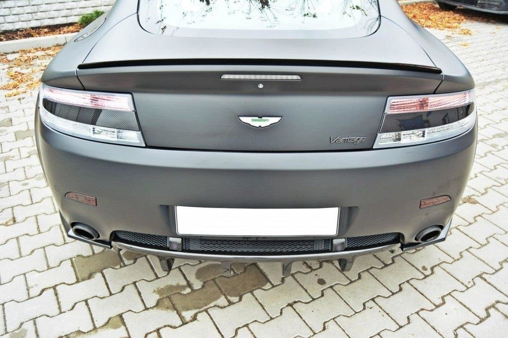 Rear side splitters aston martin v8 vantage