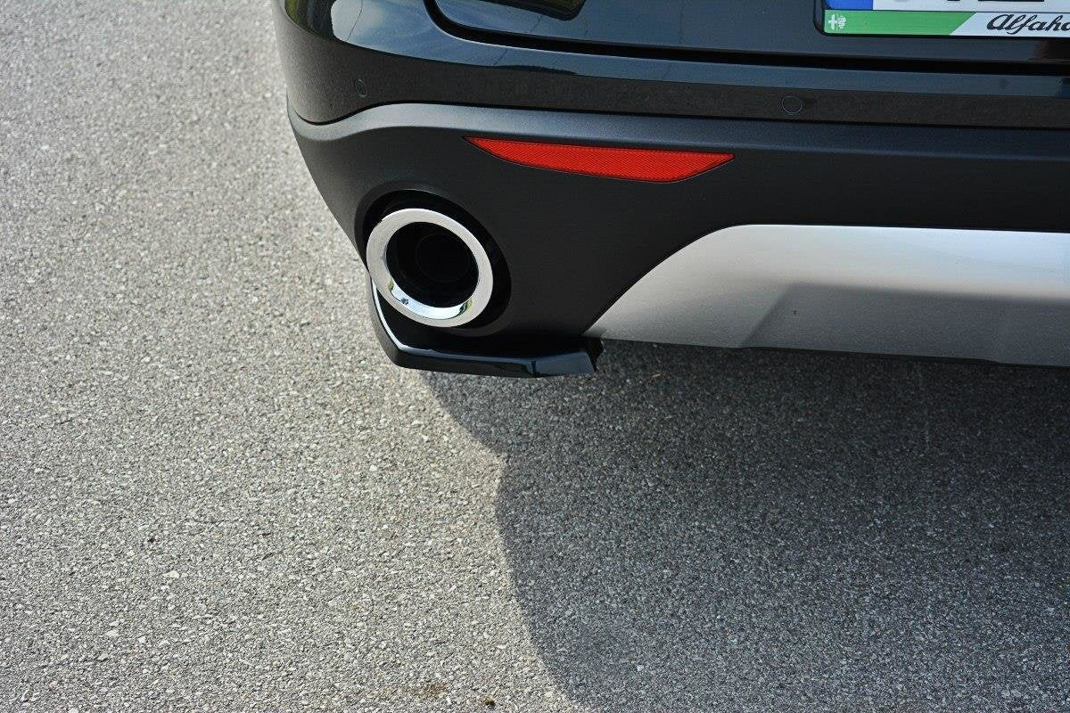 Rear side splitters alfa romeo stelvio