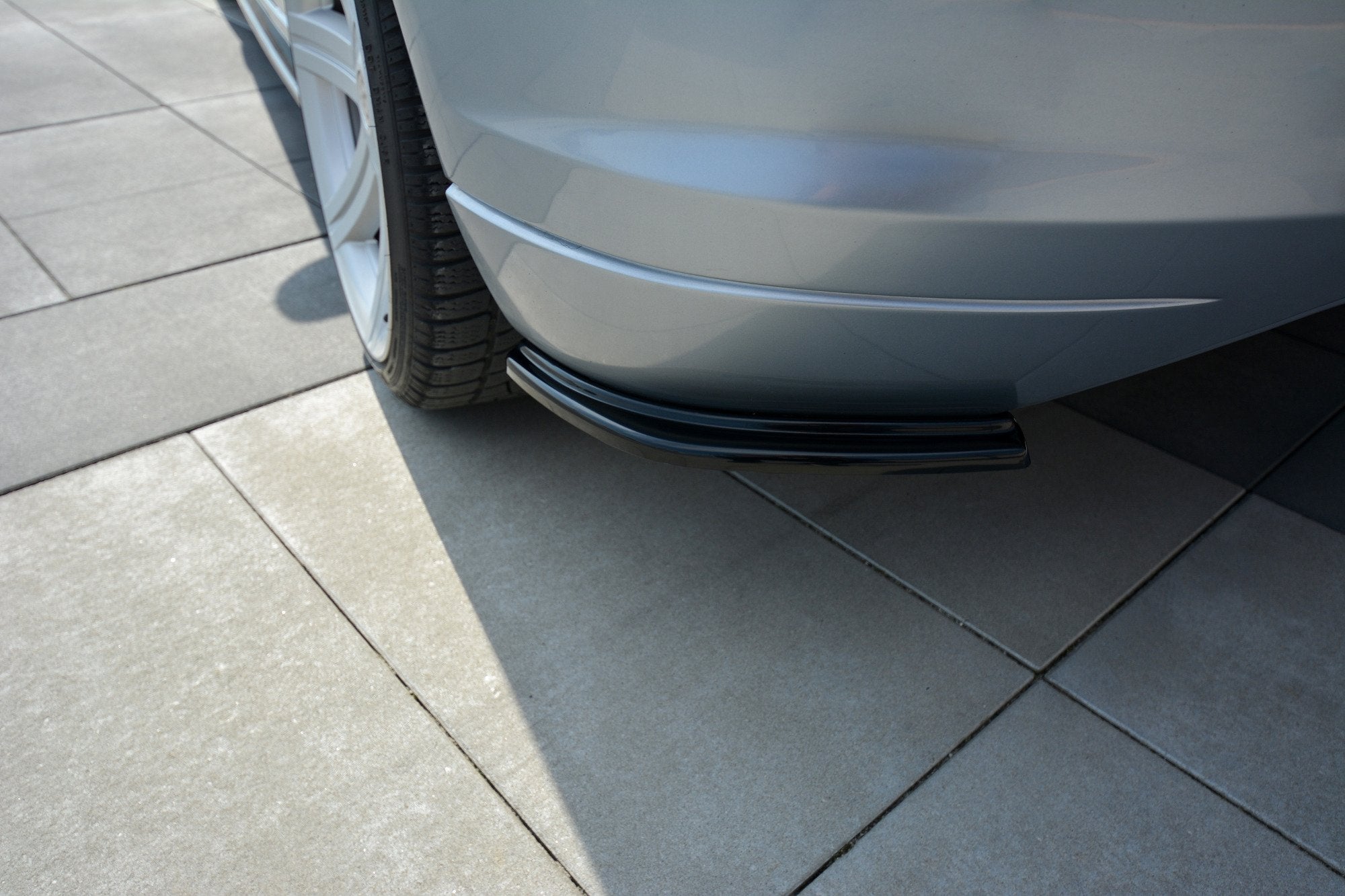 Rear side splitters chrysler crossfire