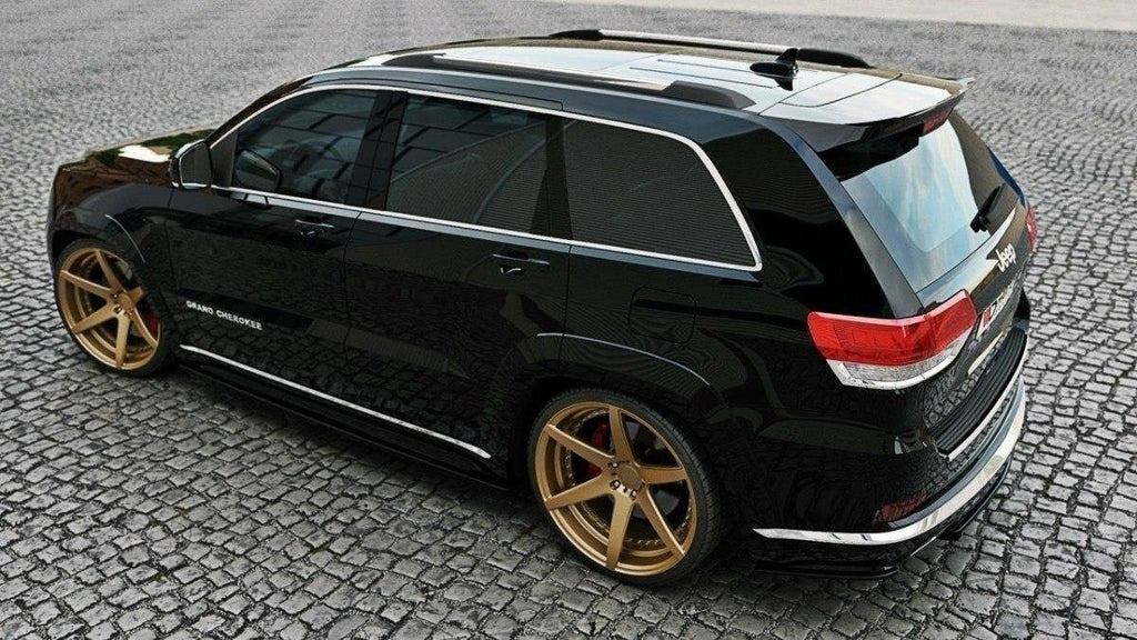 Bagsiden Splitters Jeep Grand Cherokee WK2 Summit (ansigtsløftning)