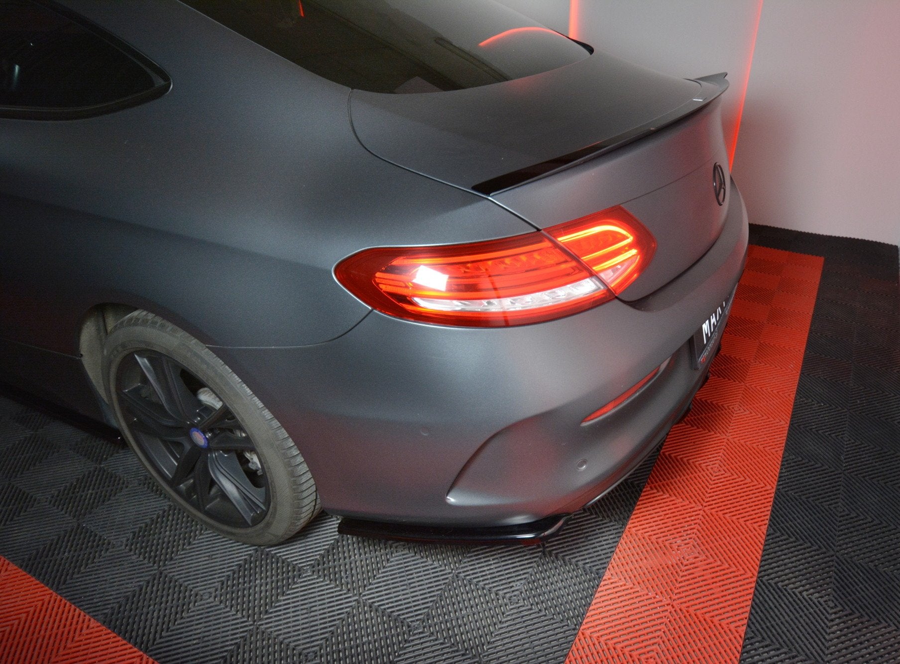 Rear side splitters mercedes- benz c-class w205 coupe amg-line