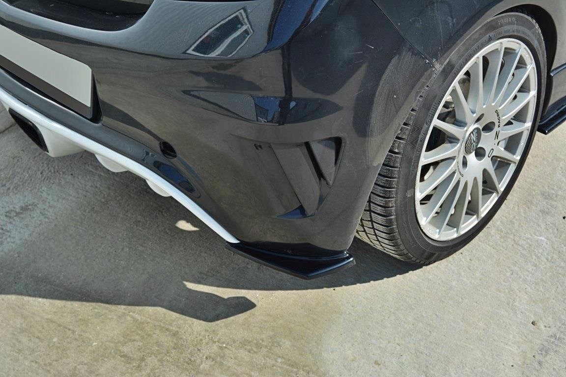 Takapuolen jakajat opel corsa d OPC / VXR