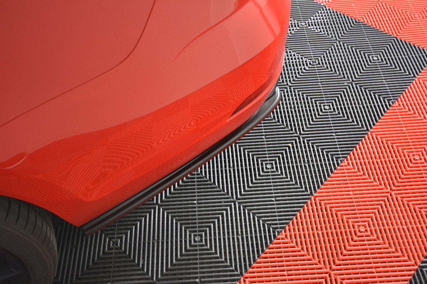 Takapuolen jakajat V.1 VW Golf 7 R Variant Facelift