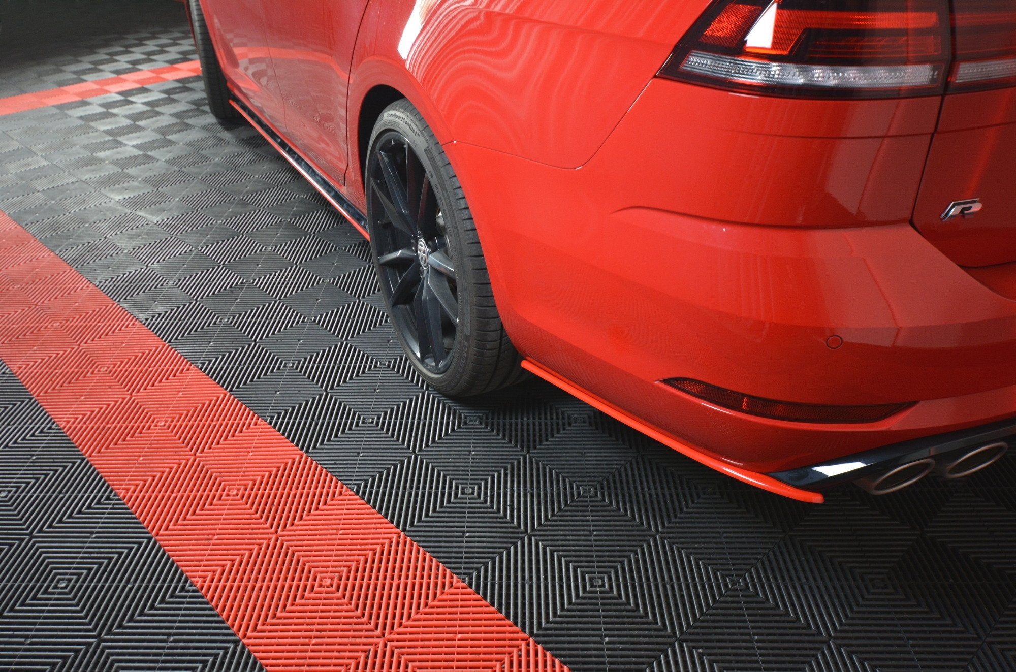 Rear side splitters v.2 vw golf 7 r variant facelift