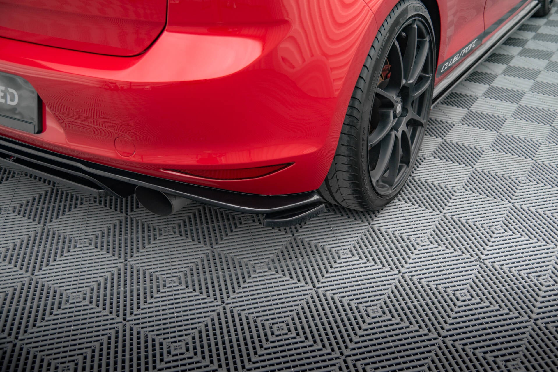 Takapuolen jakajat vw golf mk7 gti clubsport