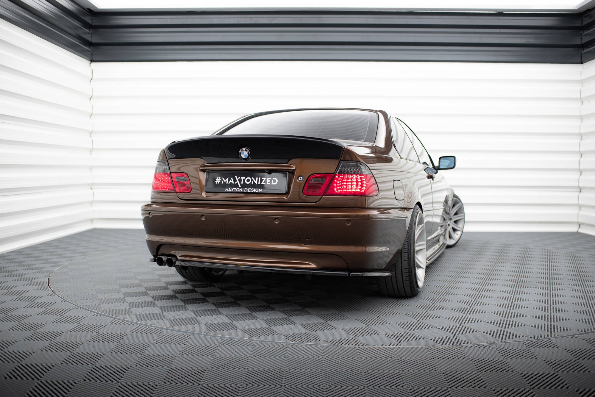 Rear spoiler / lid extension bmw 3 e46 coupe < m3 csl look > (for painting)