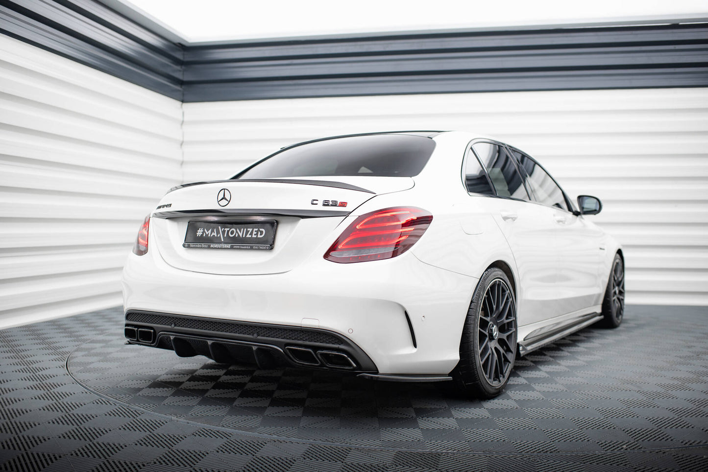 Takavalance Mercedes C-Class S205 63amg