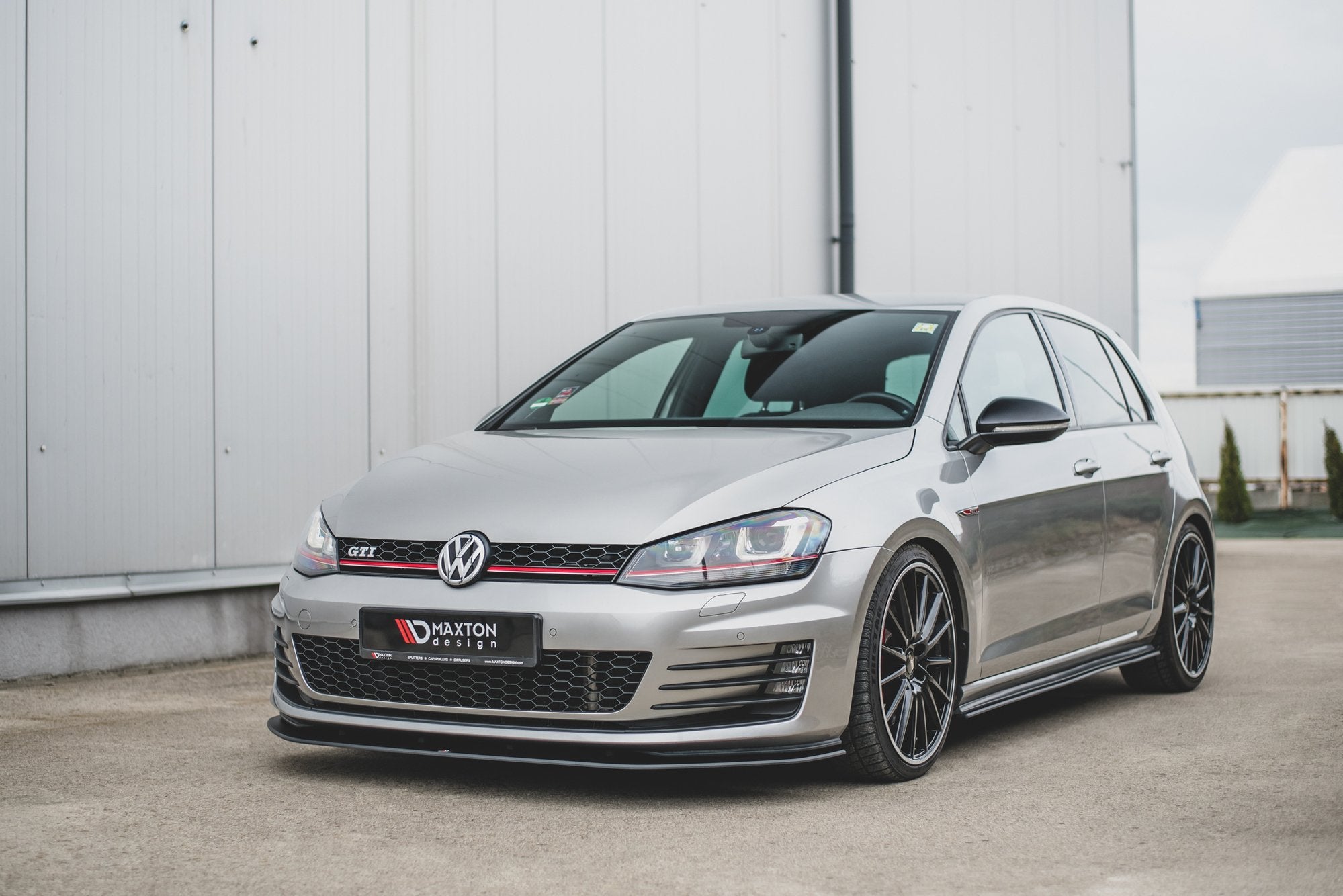 Racing durability front splitter vw golf 7 gti