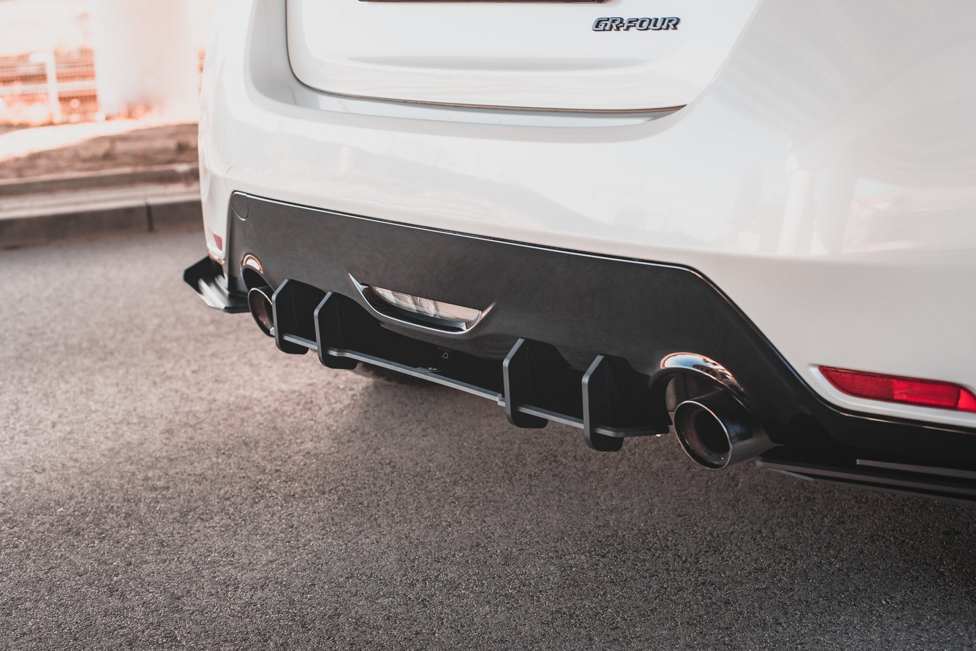 Racing holdbarhet bak diffuser toyota gr yaris mk4