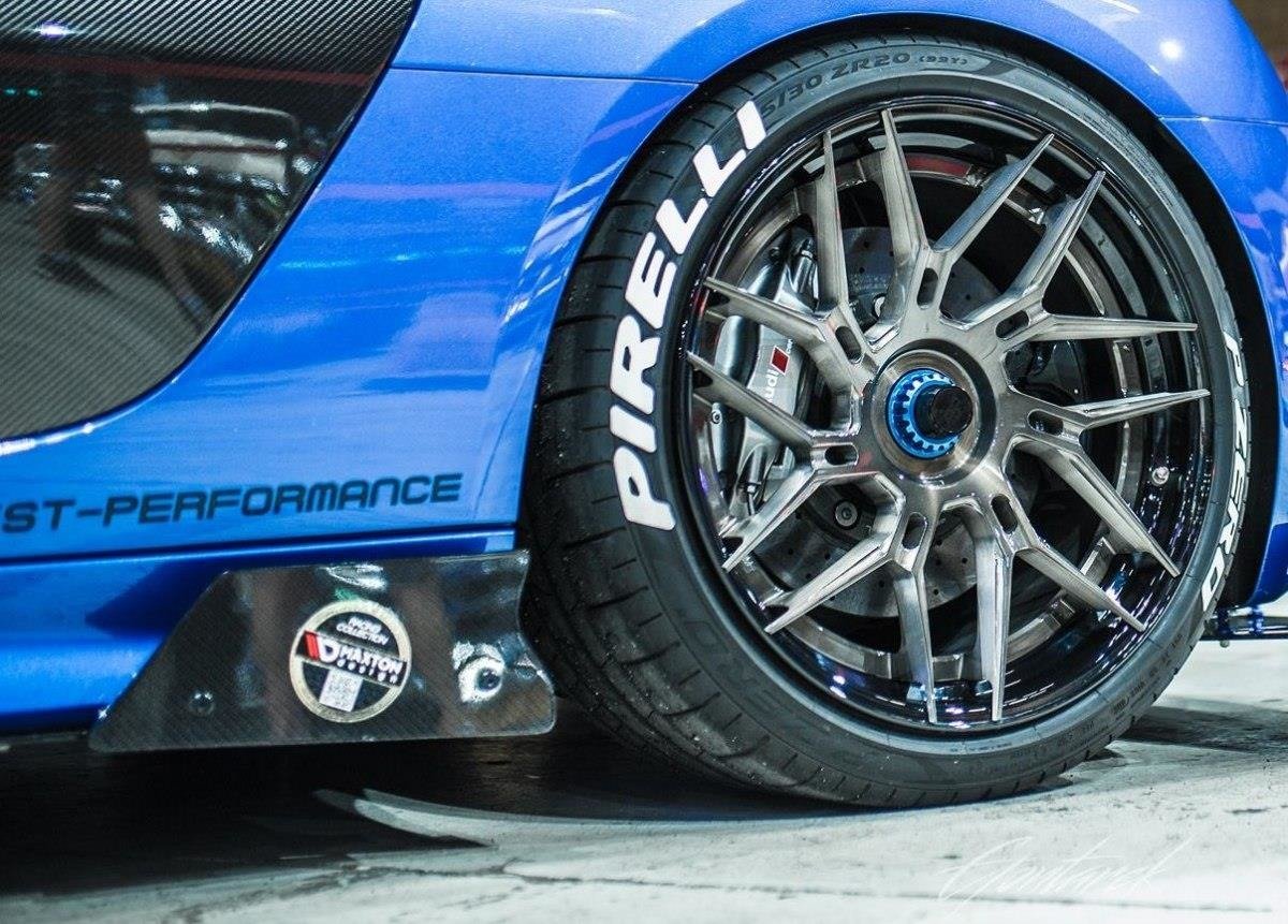 Racing side skirts diffusers audi r8 mk.2