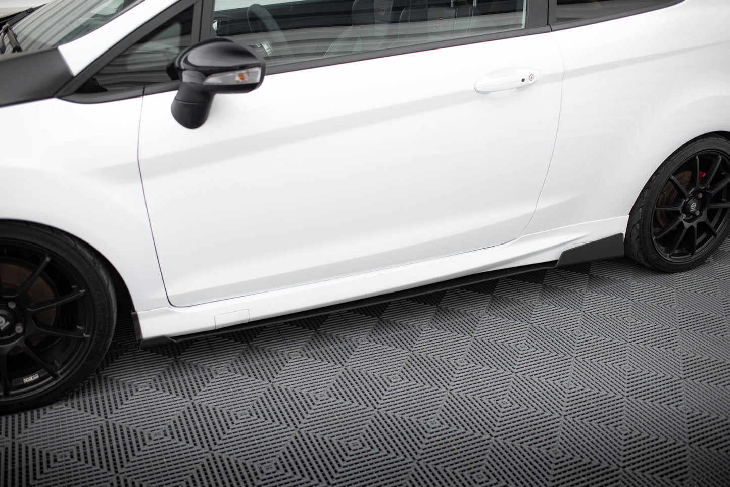 Racing Side Skirts Diffusers Ford Fiesta ST MK7 FL