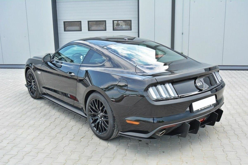 Racing side skirts diffusers ford mustang gt mk6
