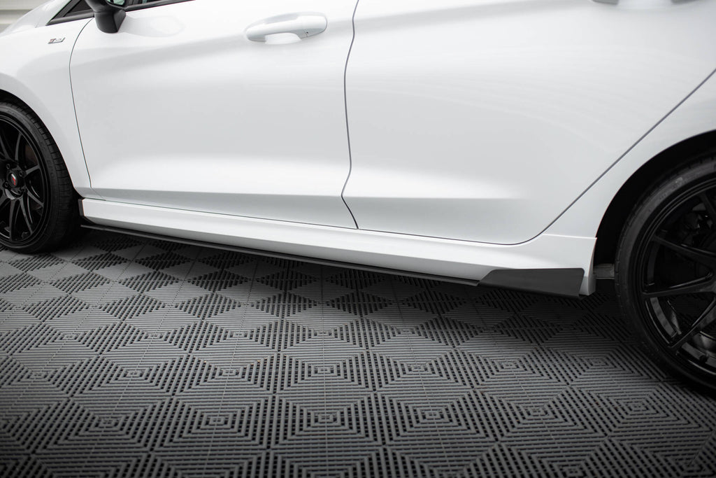 Racing side skirts diffusers v.1 ford fiesta mk8 st / st-line