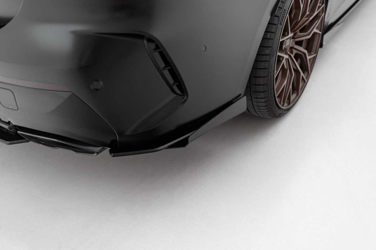 Rear side flaps bmw m440i  g22 / g23 / g22 facelift / g23 facelift