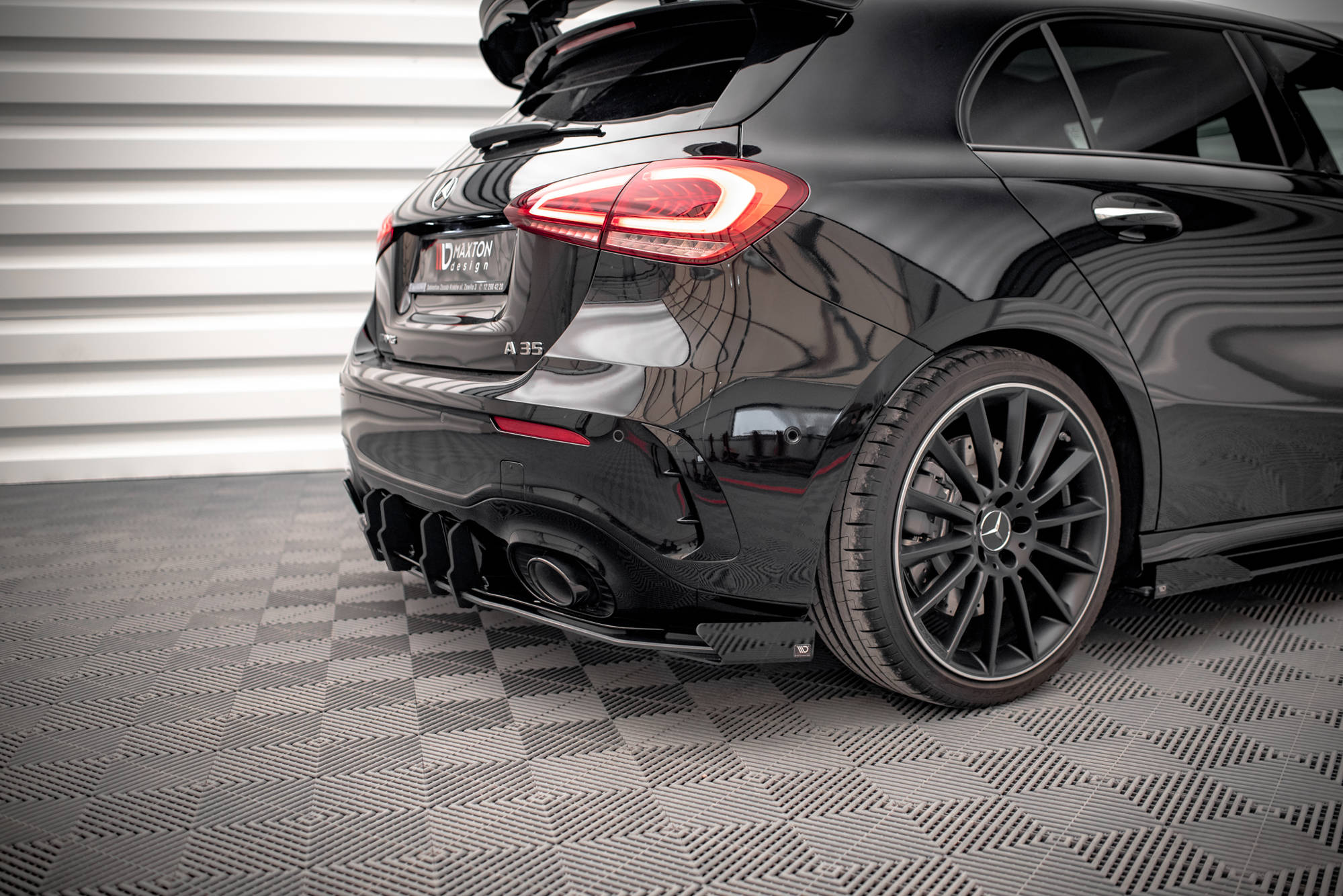 Bagsiden flapper Mercedes A35 AMG Hatchback Aero Pack W177