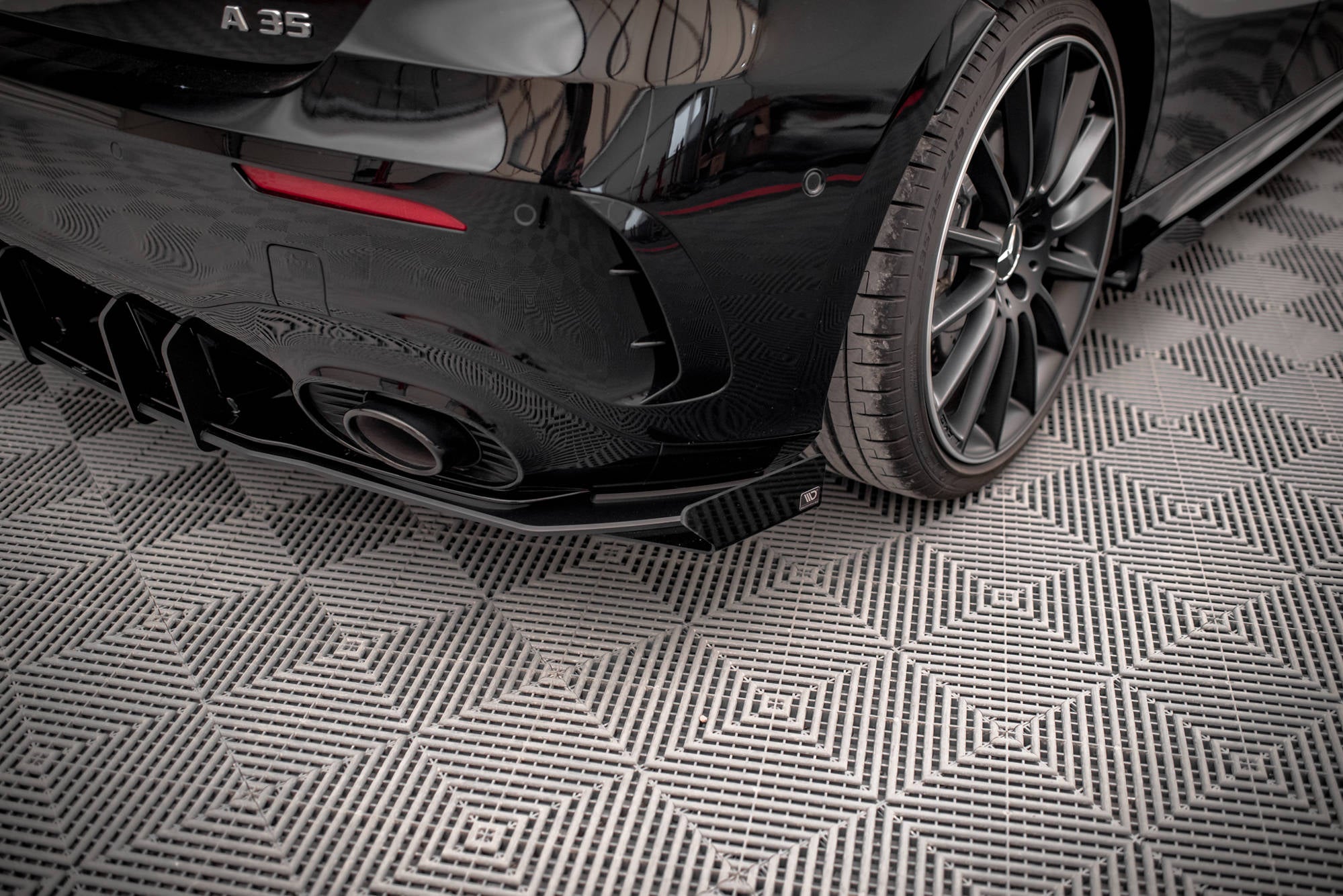 Bagsiden flapper Mercedes A35 AMG Hatchback Aero Pack W177