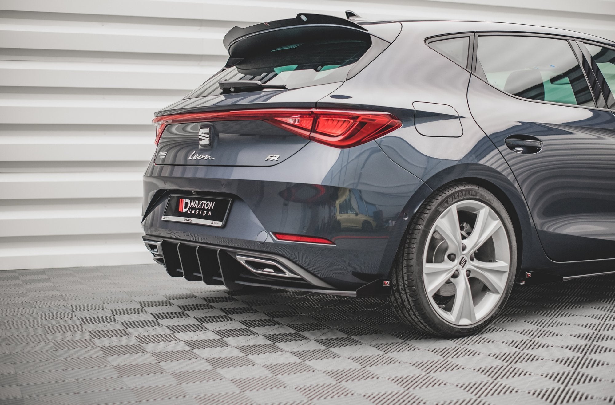Rear side flaps seat leon fr hatchback mk4