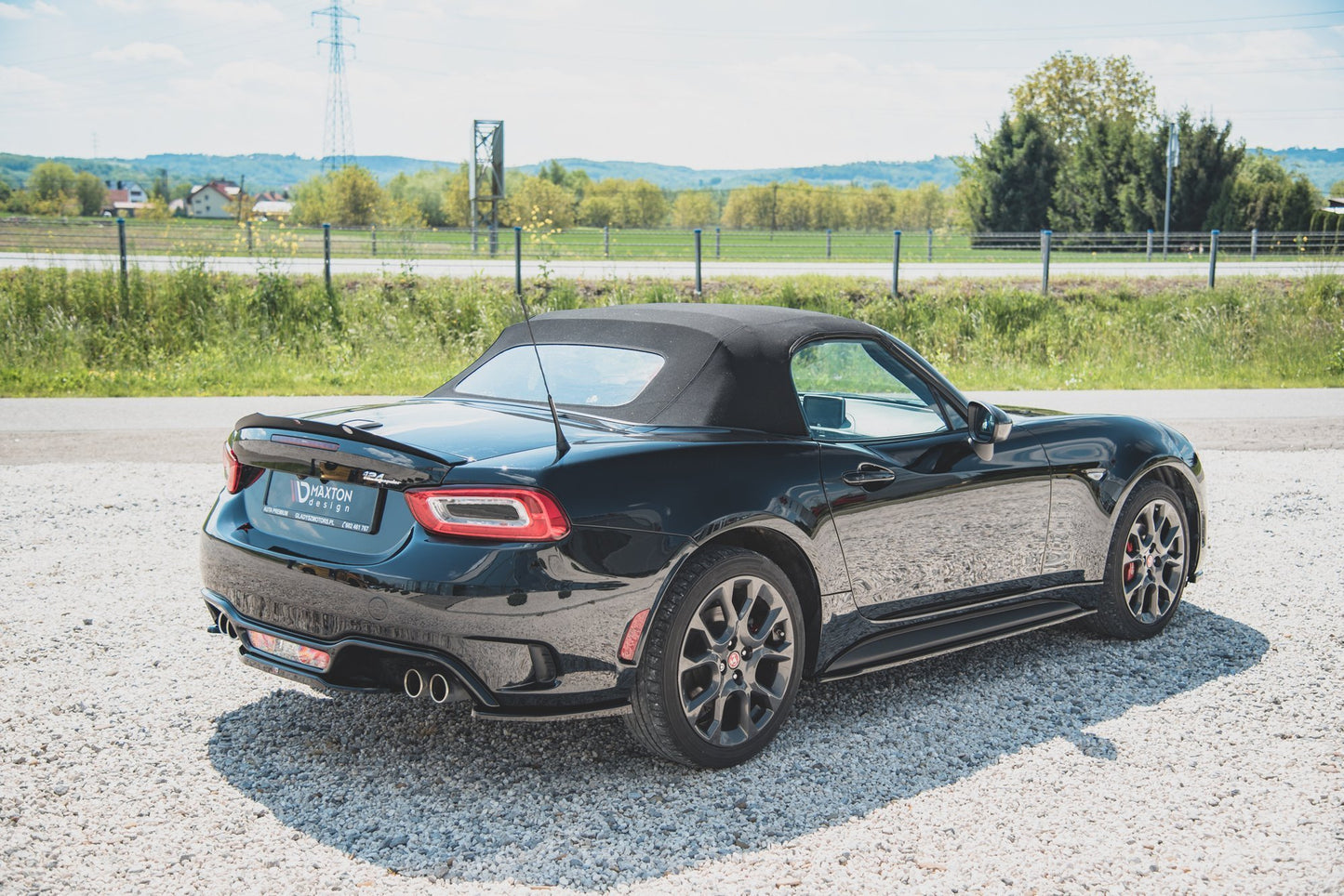 Bagsiden Splitters Abarth 124 Spider