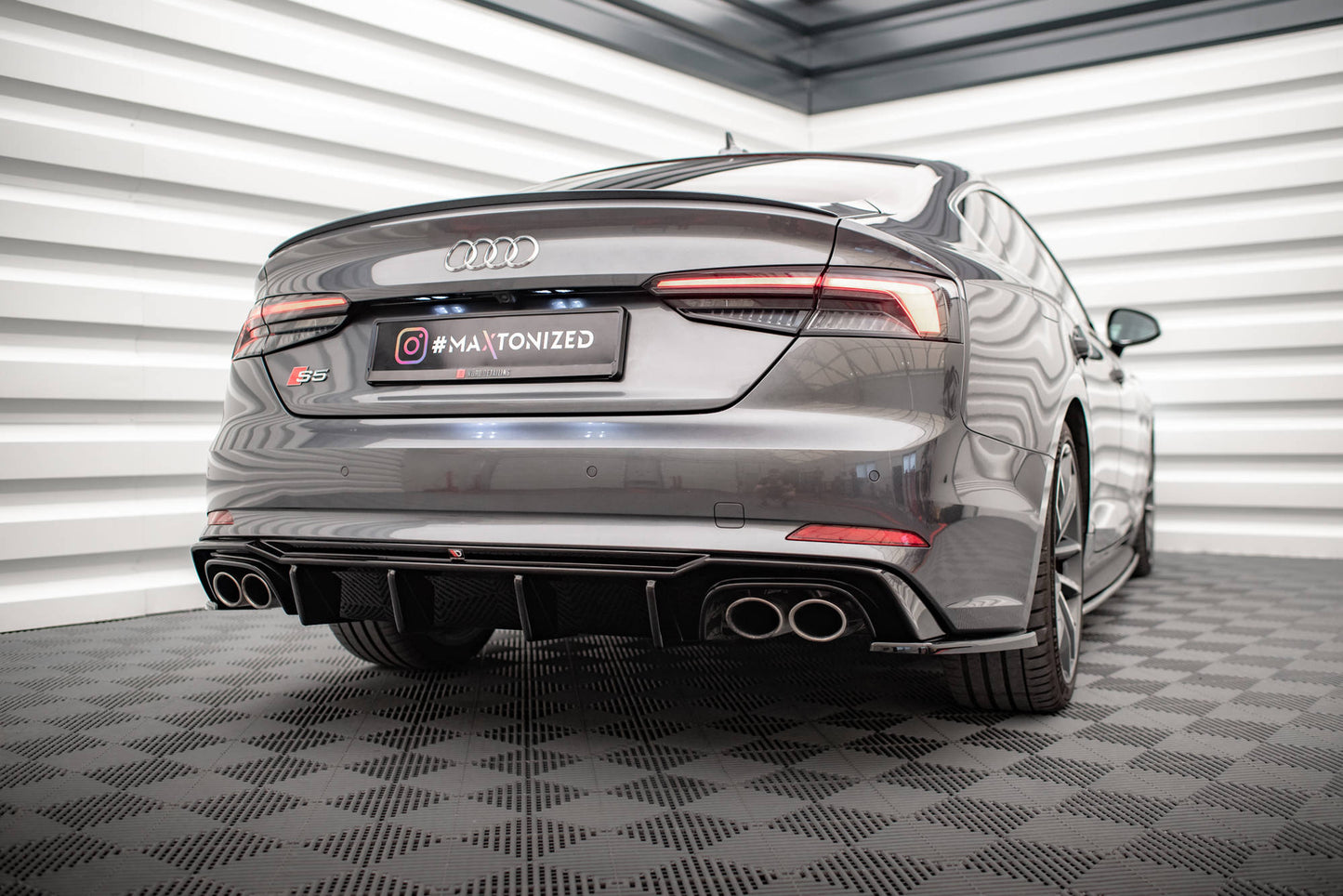 Rear side splitters audi s5 coupe / sportback f5
