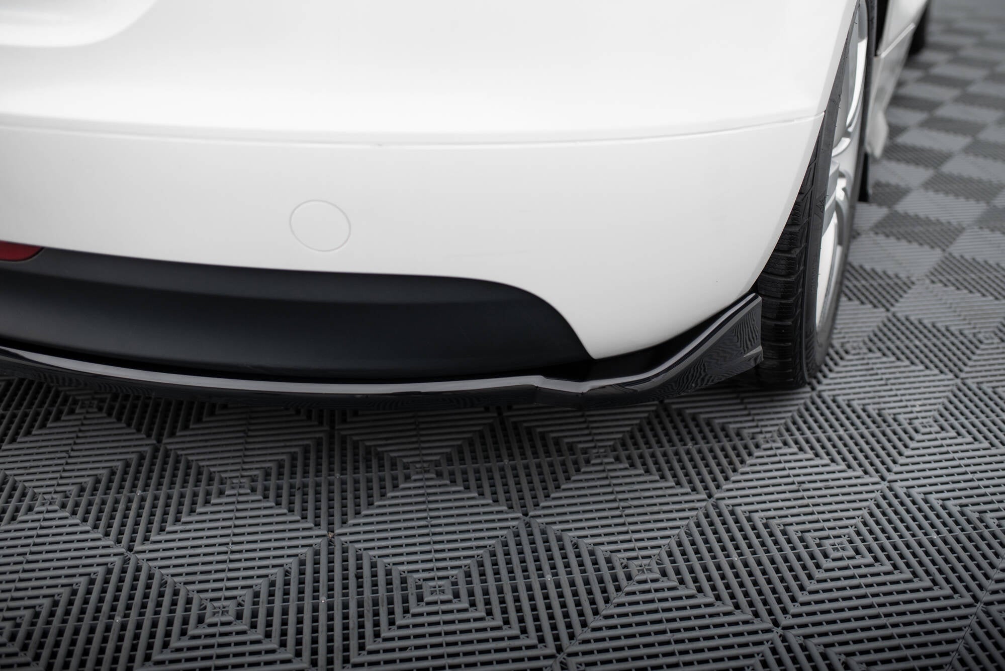 Rear side splitters audi tt 8j