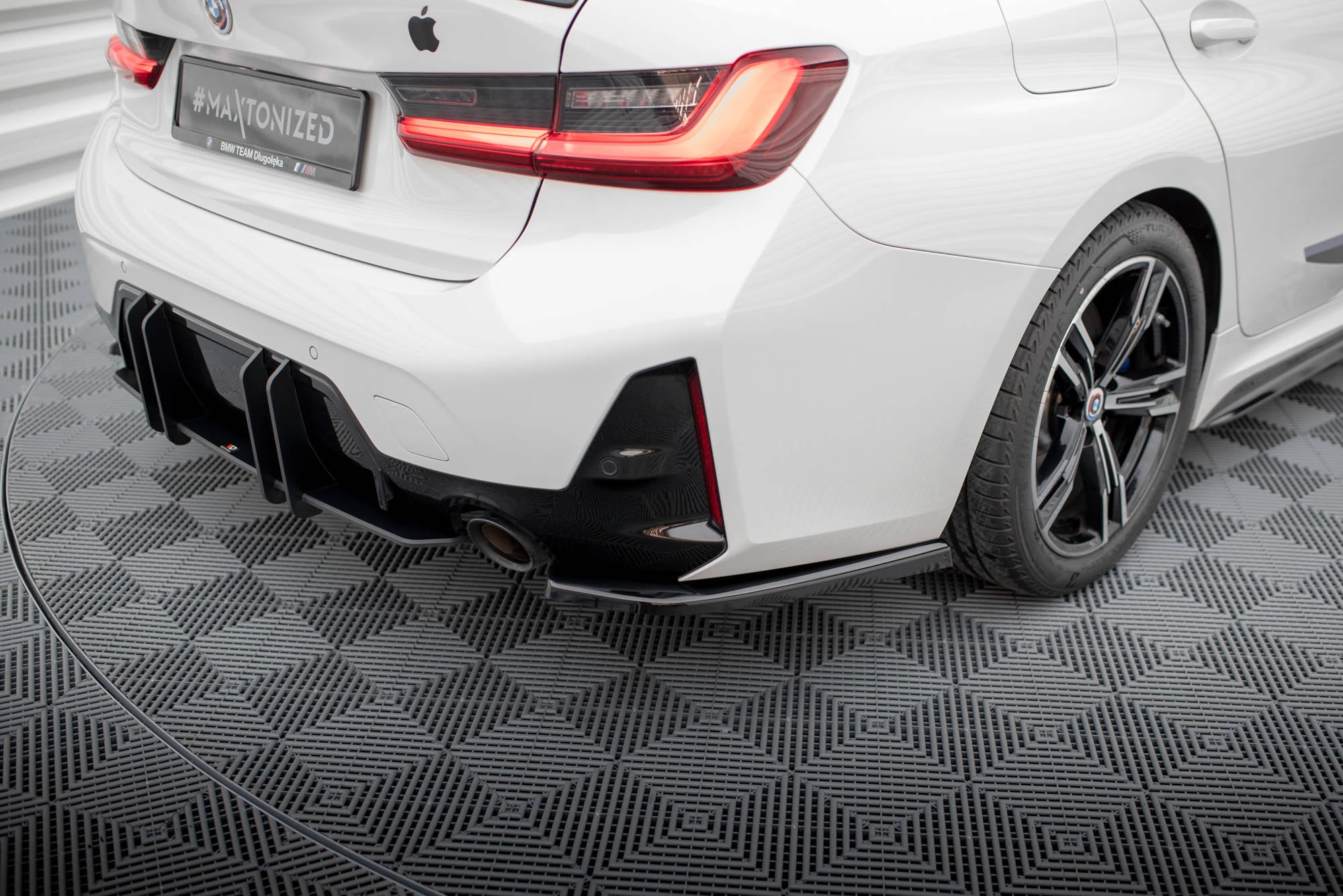Rear side splitters bmw m-pack g20 / g21 facelift