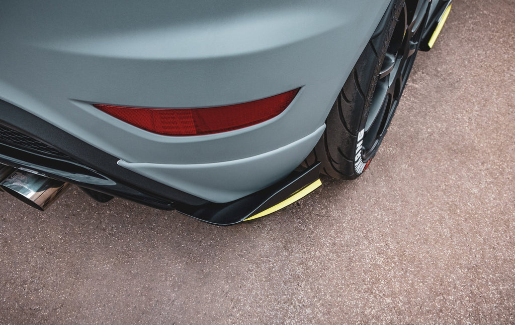 Bagsiden Splitters Ford Fiesta 7 PCS ansigtsløftning