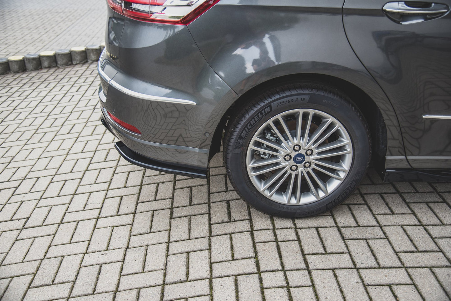 Rear side splitters Ford S-MAX VIGNALE MK2 FACELIFT