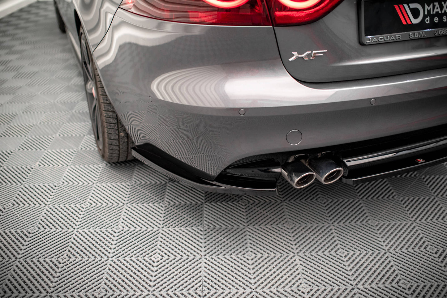 Rear side splitters jaguar xf r-sport mk2