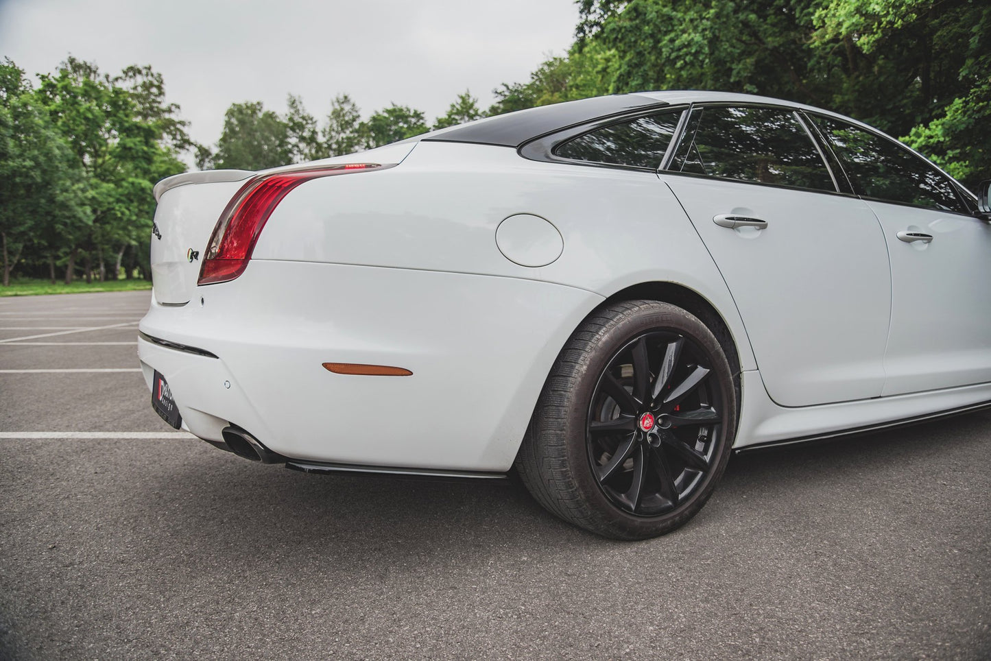 Rear side splitters jaguar xj r-sport x351 facelift