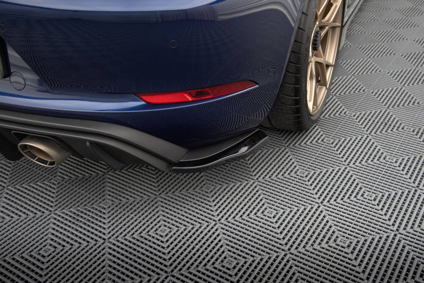 Rear side splitters Porsche 718 Cayman GT4 RS 982C