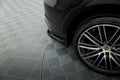 Porsche Cayenne Sport Design mk3:n takasplitteri