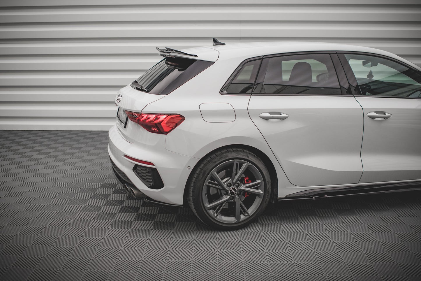 Bagsiden Splitters v.1 Audi S3 Sportback 8y