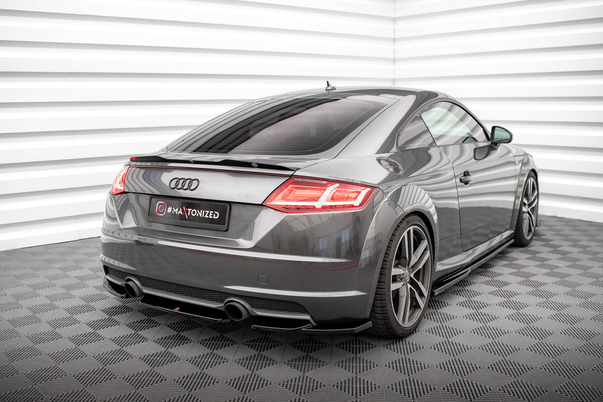 Rear side splitters v.1 audi tt s-line 8s