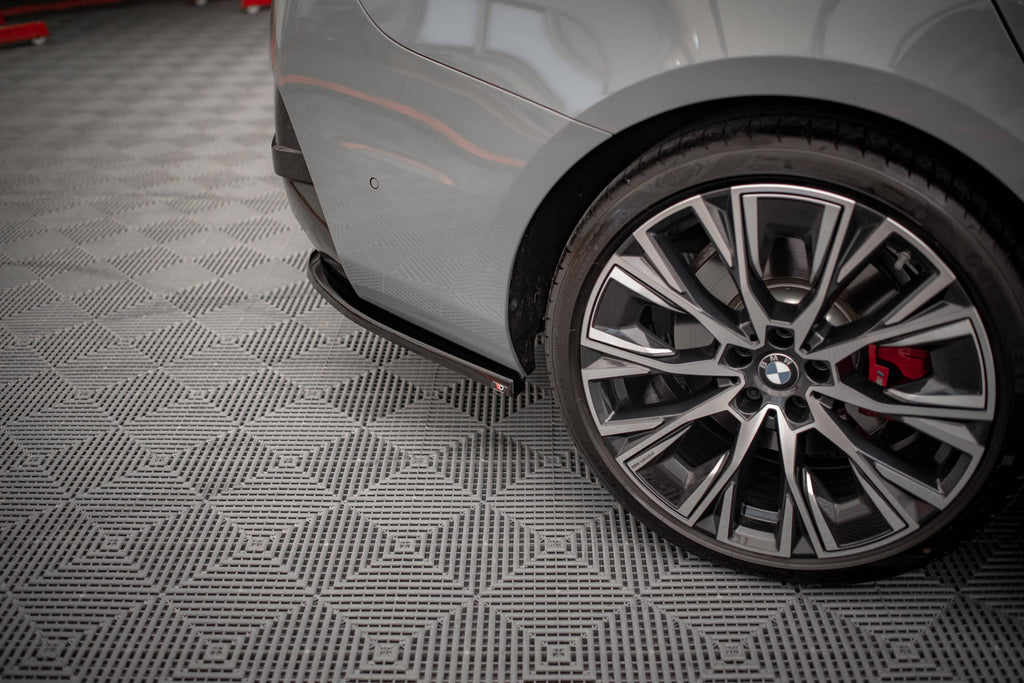 Takapuolen jakajat V.1 BMW 4 Gran Coupe M-Pack G26