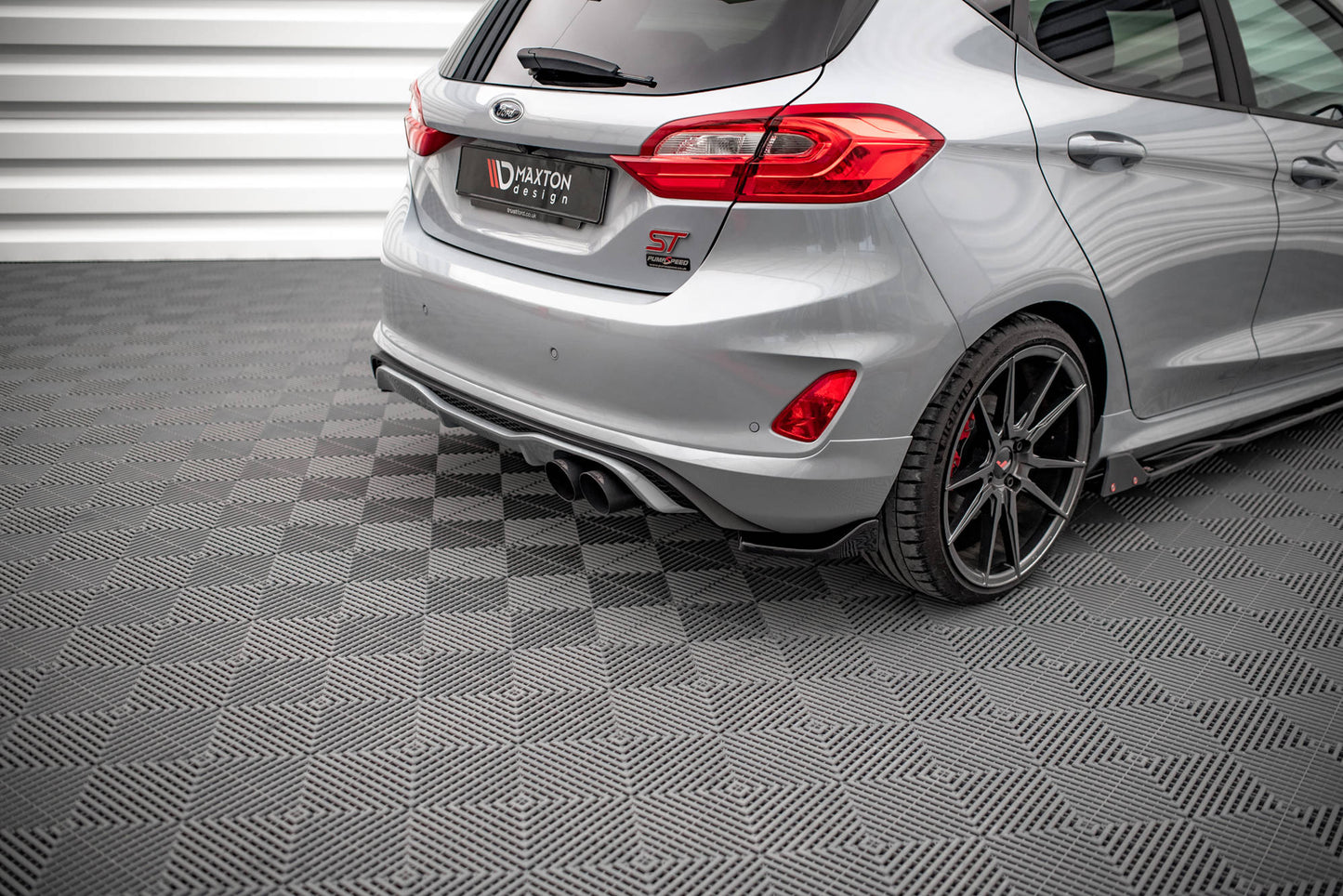Bagsiden Splitters v.1 Ford Fiesta St Mk8