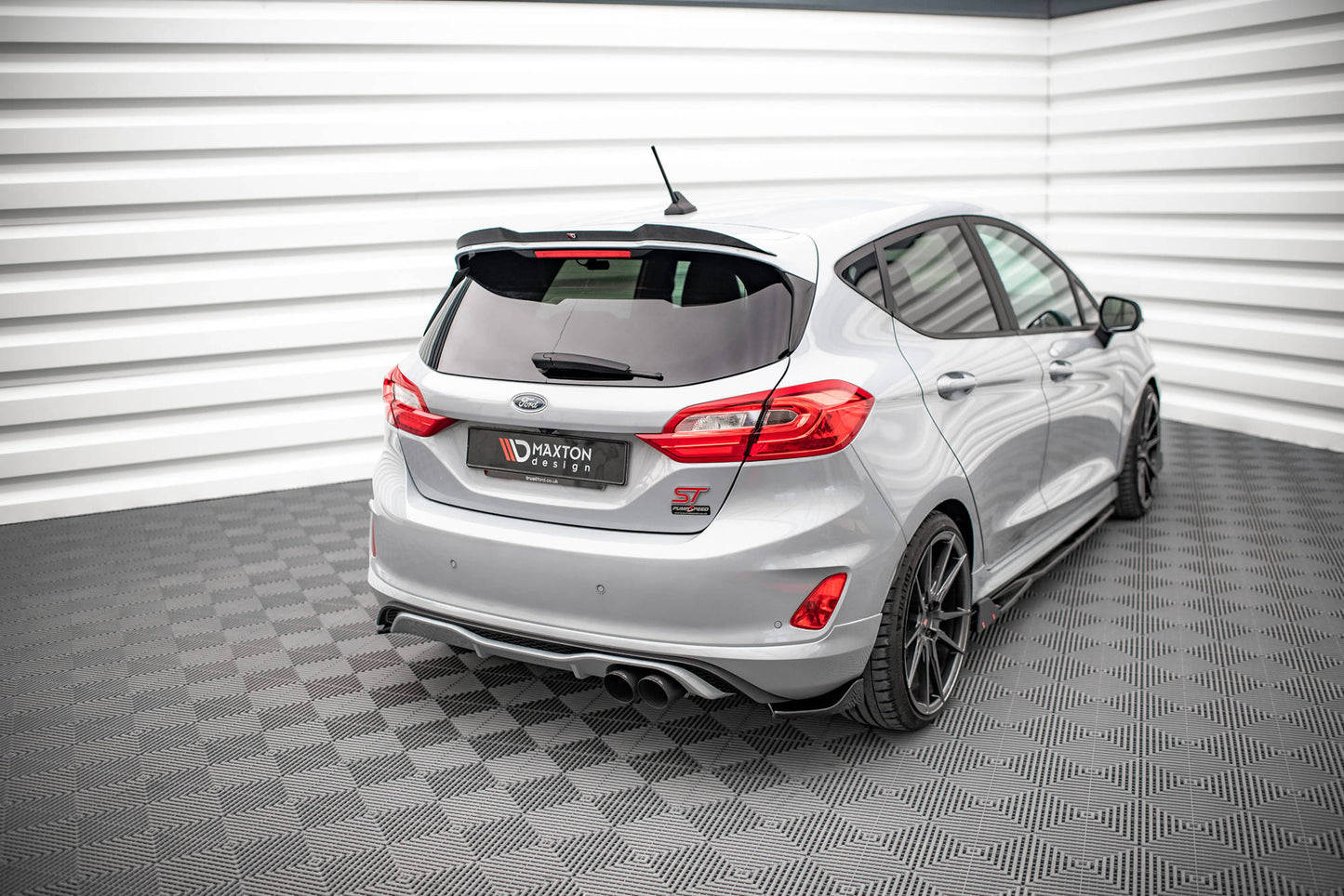 Bagsiden Splitters v.1 Ford Fiesta St Mk8