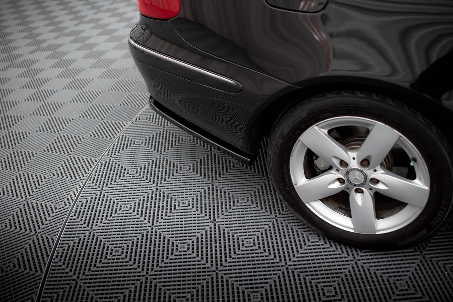 Bagsiden Splitters v.1 Mercedes-Benz CLK W209