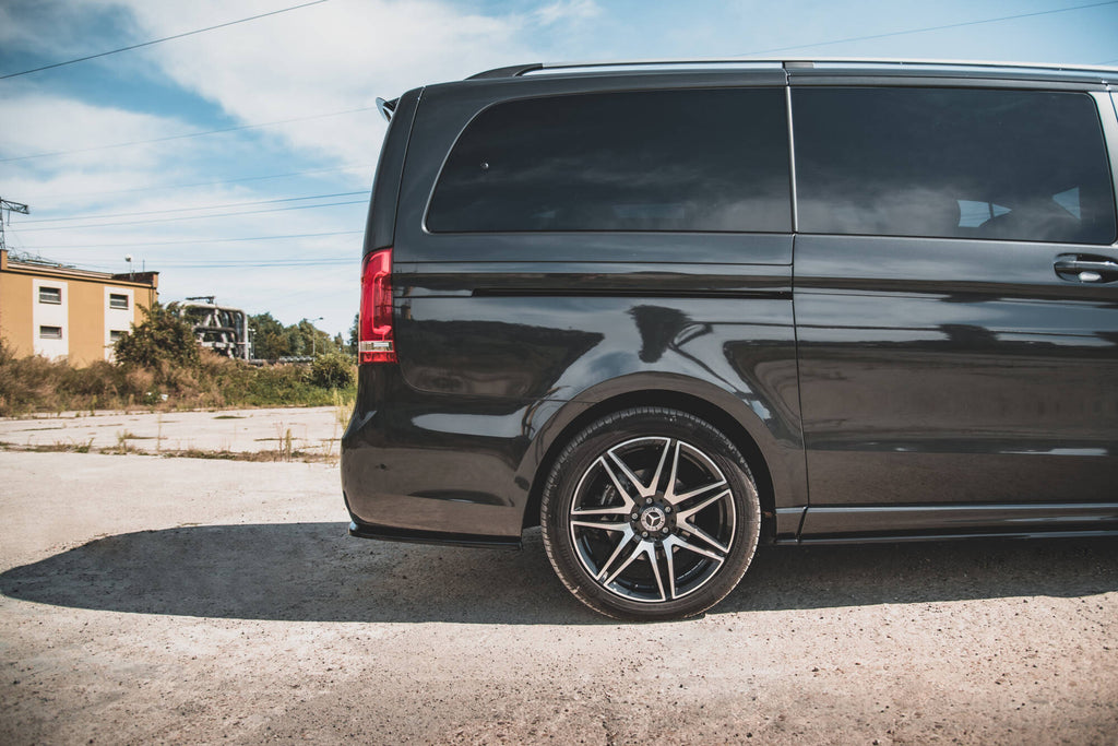 Takapuolen jakajat v.1 Mercedes-Benz V-luokan AMG-Line W447 kasvojenkorotus