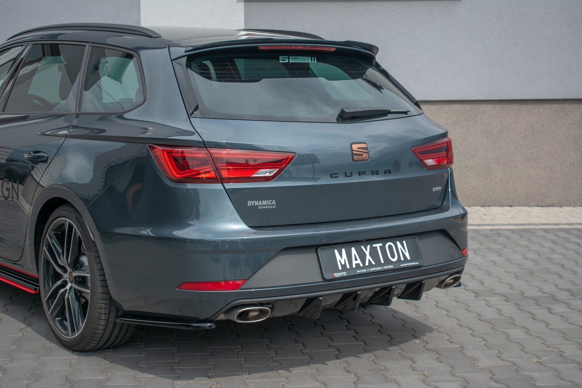 Takapuolen jakajat v.1 istuin Leon Cupra Mk3 FL Sports -matkailijat