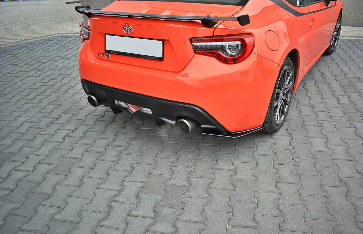 Rear side splitters v.1 toyota gt86 facelift