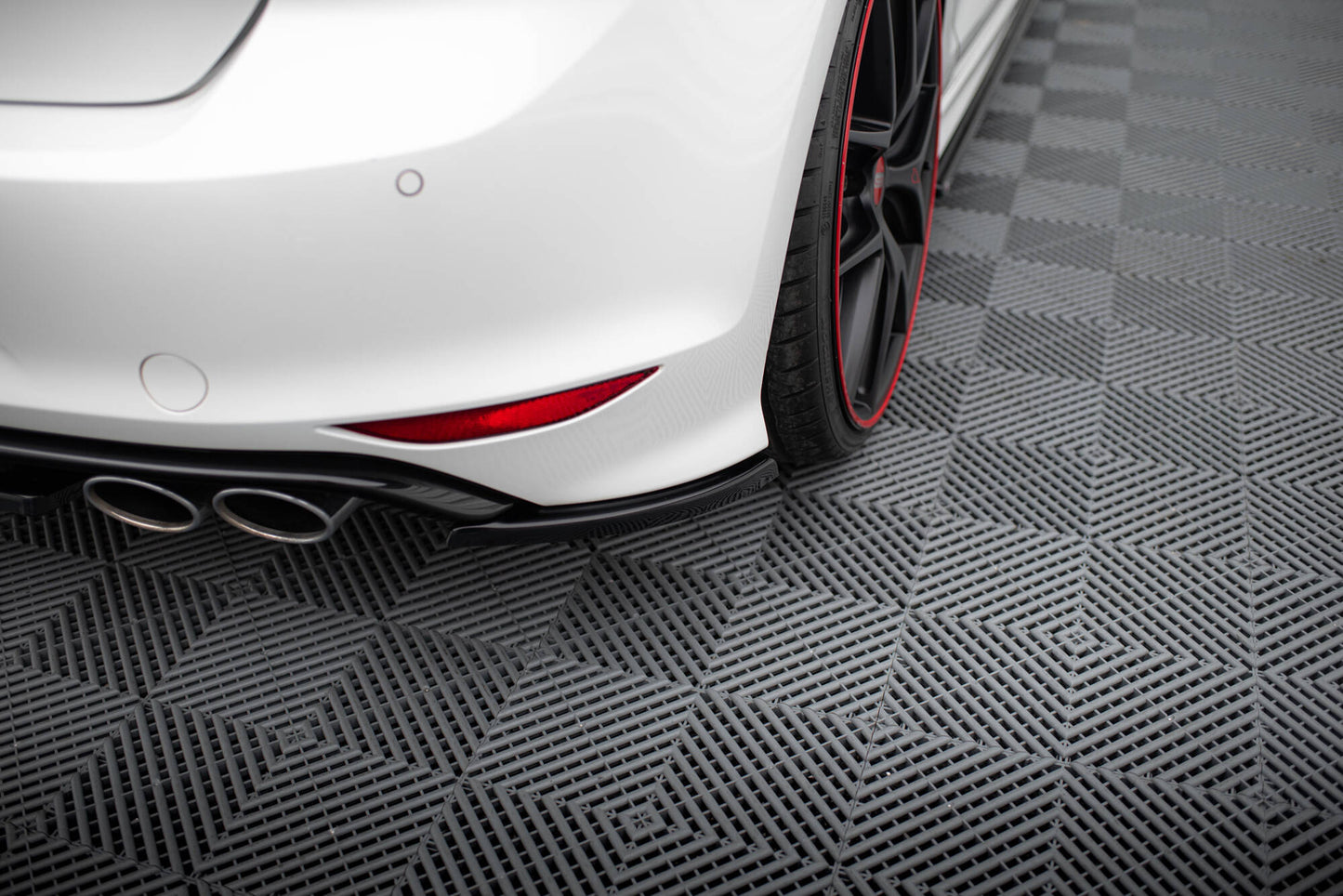 Rear side splitters v.1 vw golf 7 r / r-line