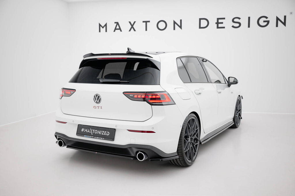Takapuolen jakajat v.1 Volkswagen Golf GTI / GTE MK8