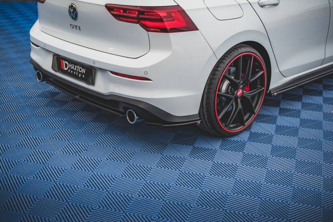Takapuolen jakajat v.1 Volkswagen Golf GTI / GTE MK8