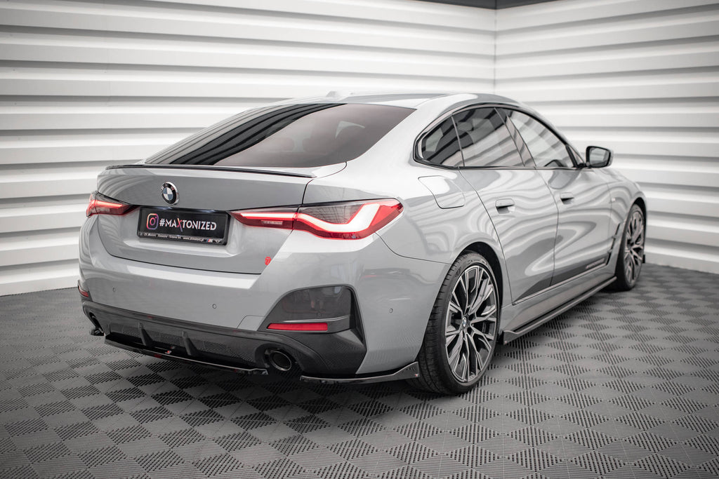Takapuolen jakajat v.2 BMW 4 Gran Coupe M-Pack G26