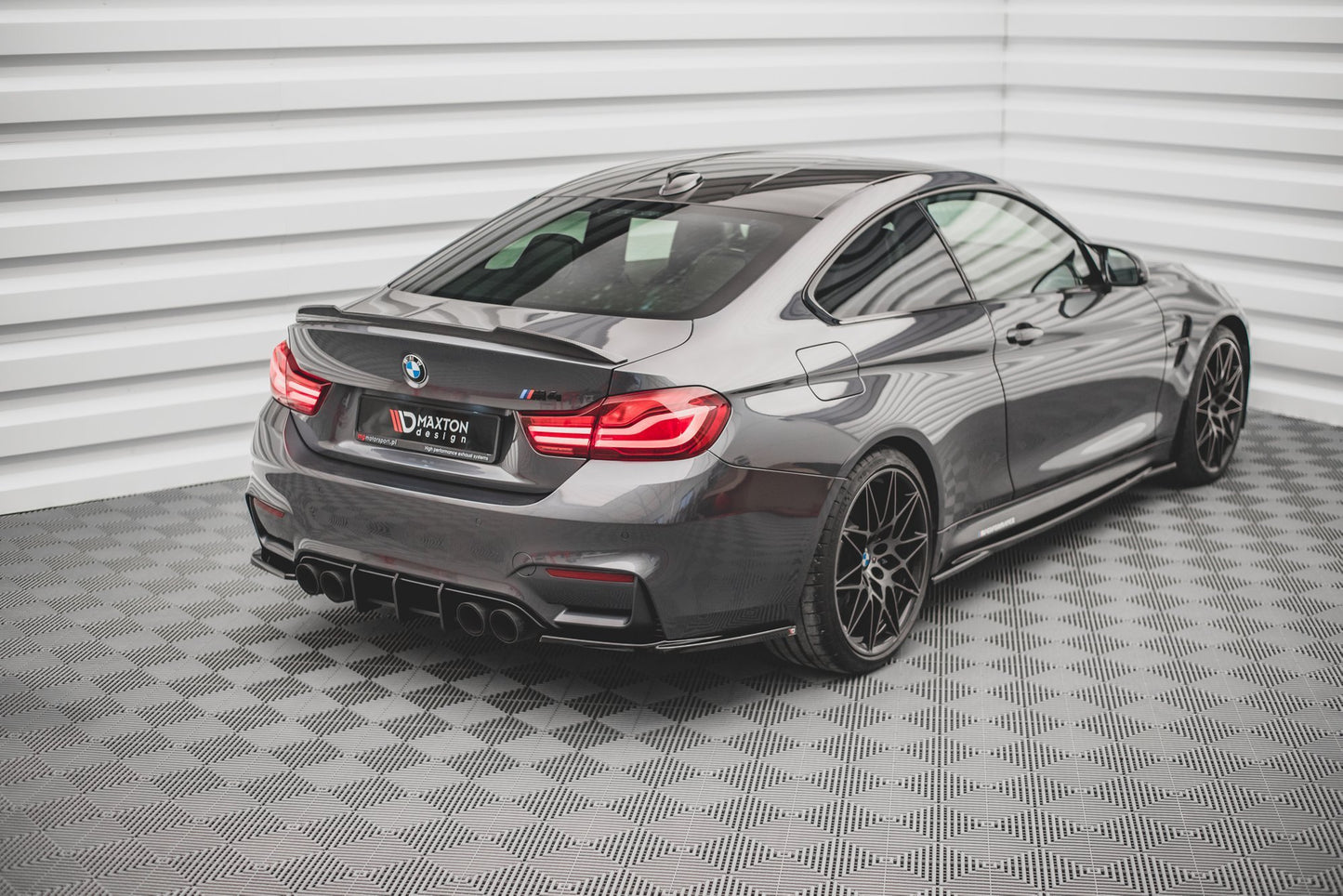 Rear side splitters v.2 bmw m4 f82