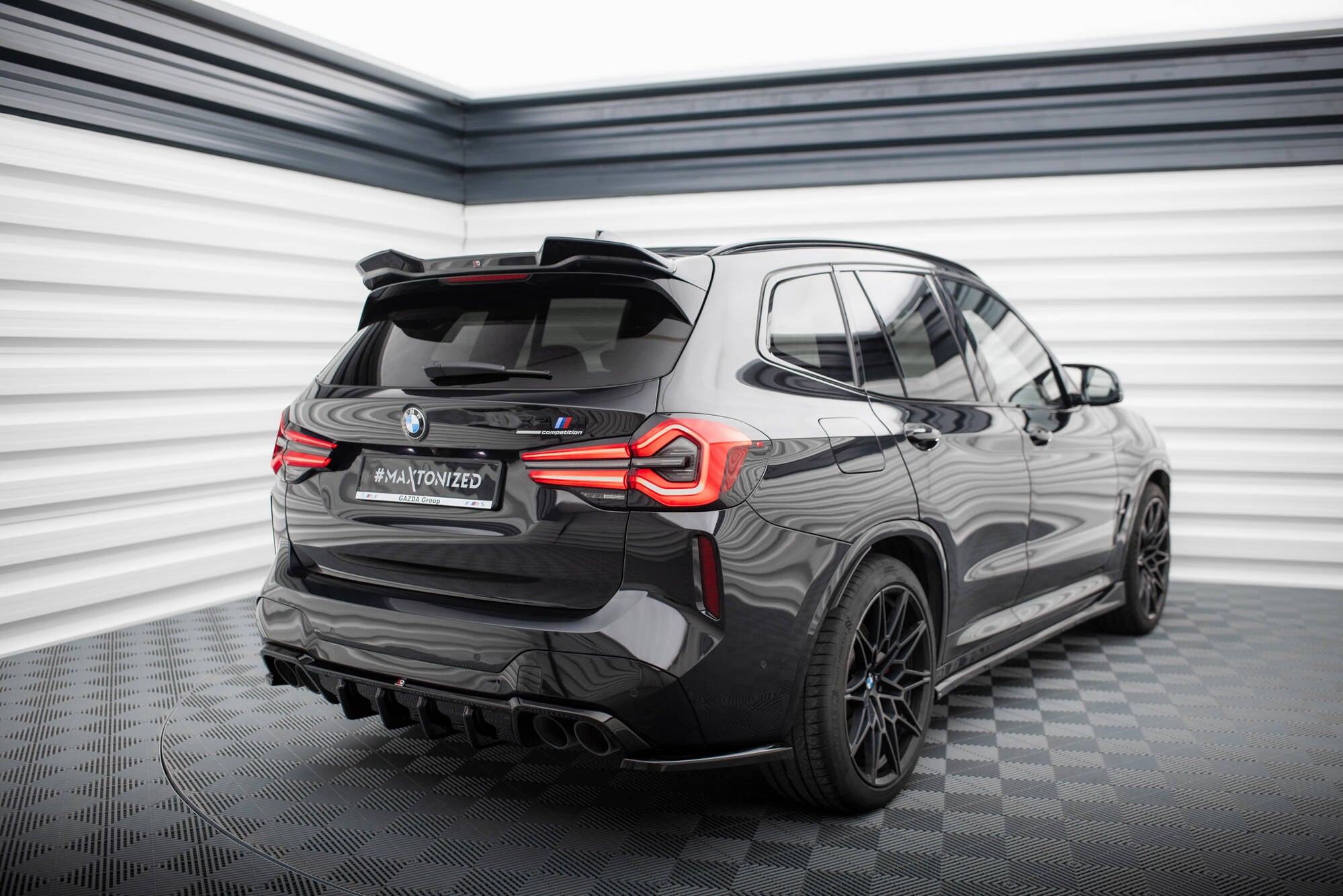 Takapuolen jakajat V.2 BMW X3 M F97 / F97 Facelift