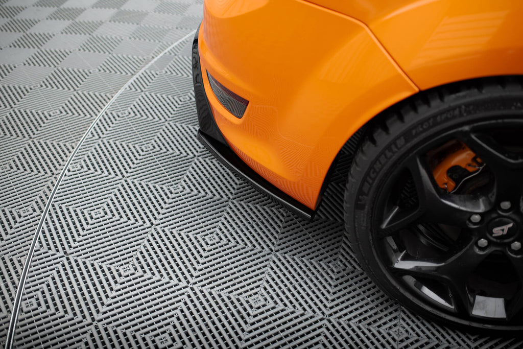 Bagsiden Splitters v.2 Ford Focus St Mk2 FL